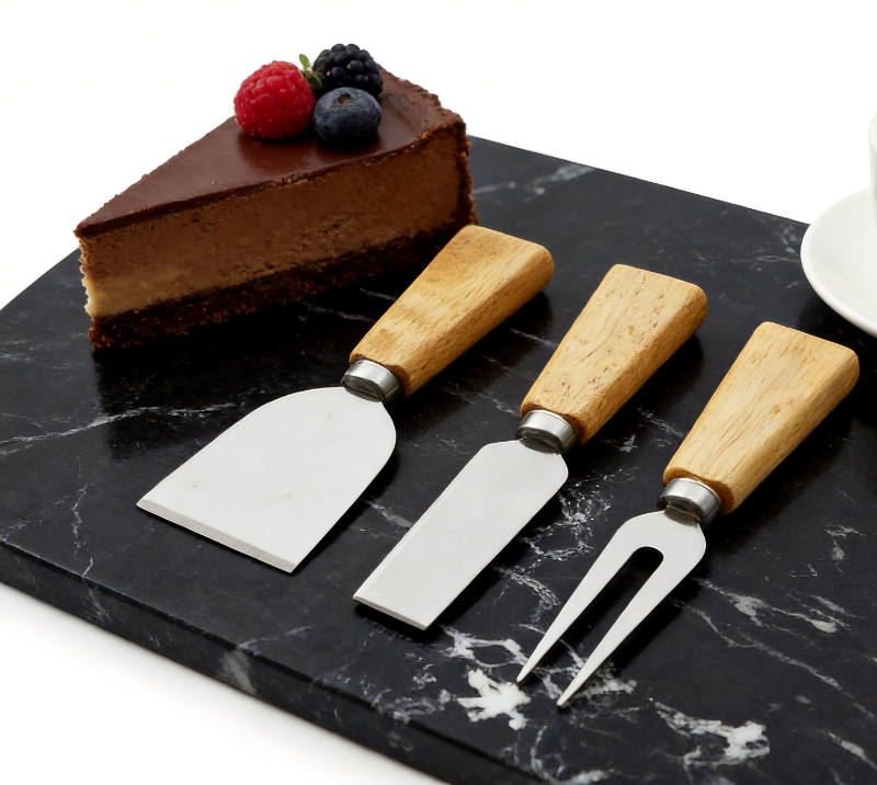 5-teiliges K&auml;semesser-Set aus Eichenholz mit K&auml;sebrett HS4267